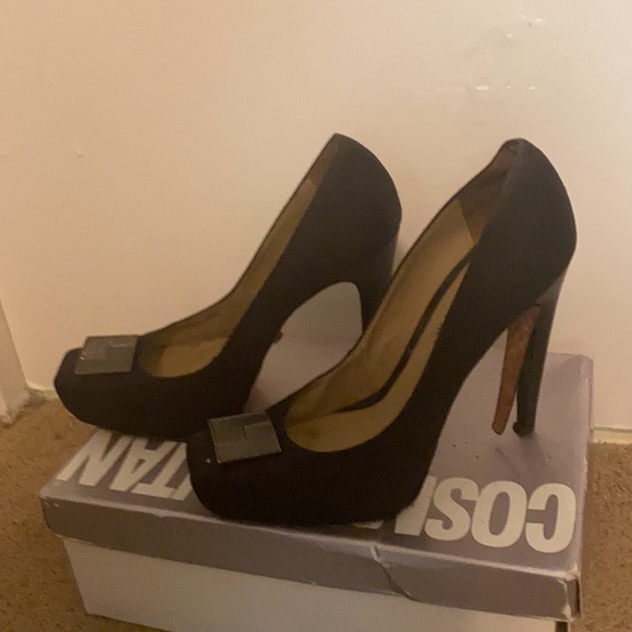 Box Toe Heel - Picture 2 of 5